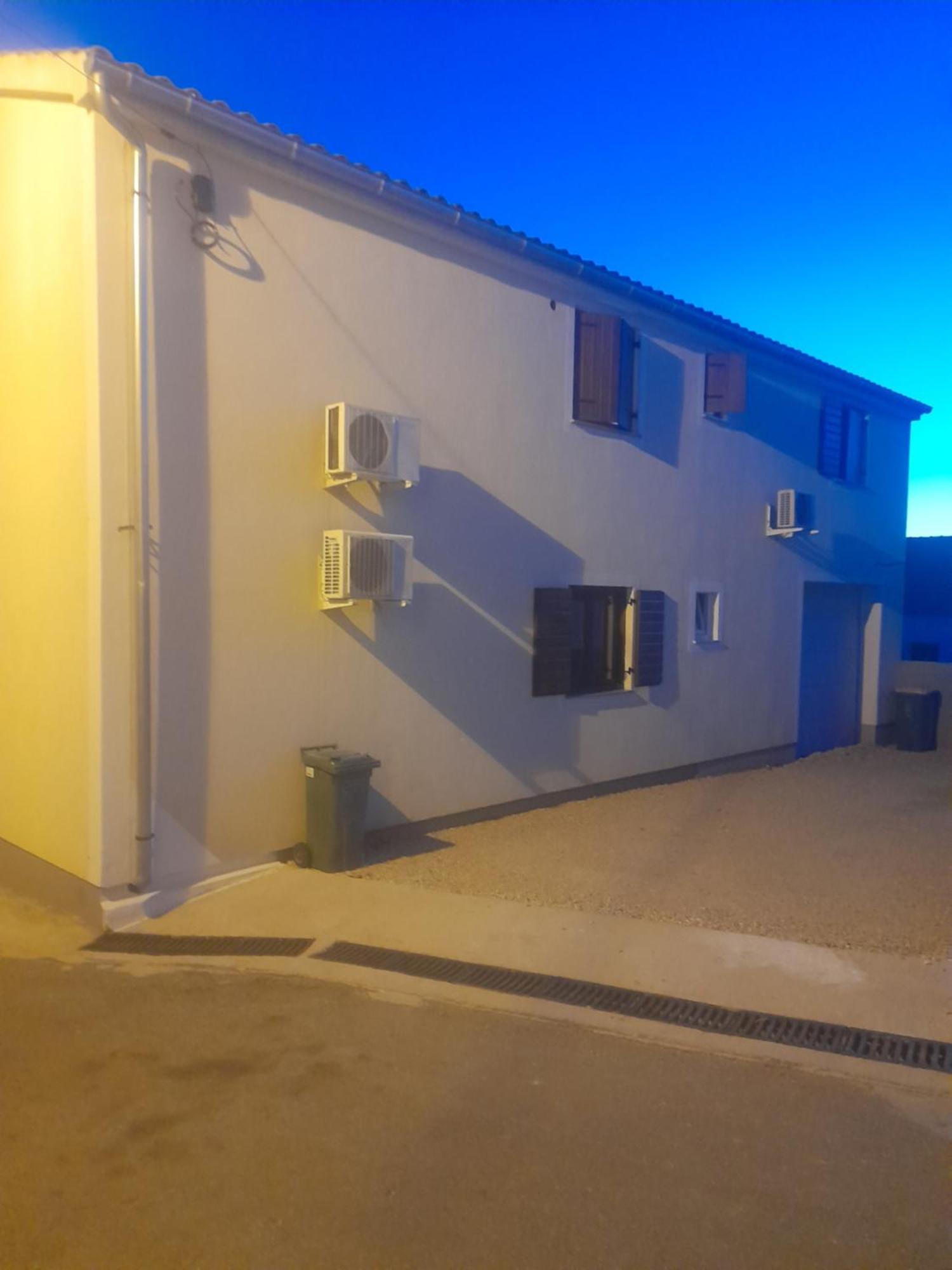 Apartment Dukic Sveti Filip i Jakov Exterior photo